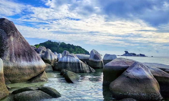 Keindahan Tanjung Kelayang