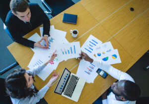 Kesalahan Manajemen Yang Perlahan Menghancurkan Organisasi