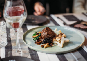 Makan Steak Di Jogja