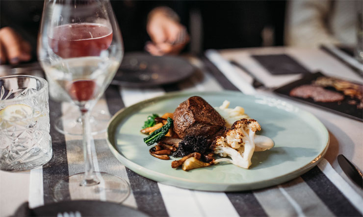 Makan Steak Di Jogja